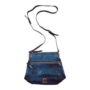 Vintage Dooney & Bourke Pebbled Grain Leather Crossbody Bag - 10” x 10” x 3.75”